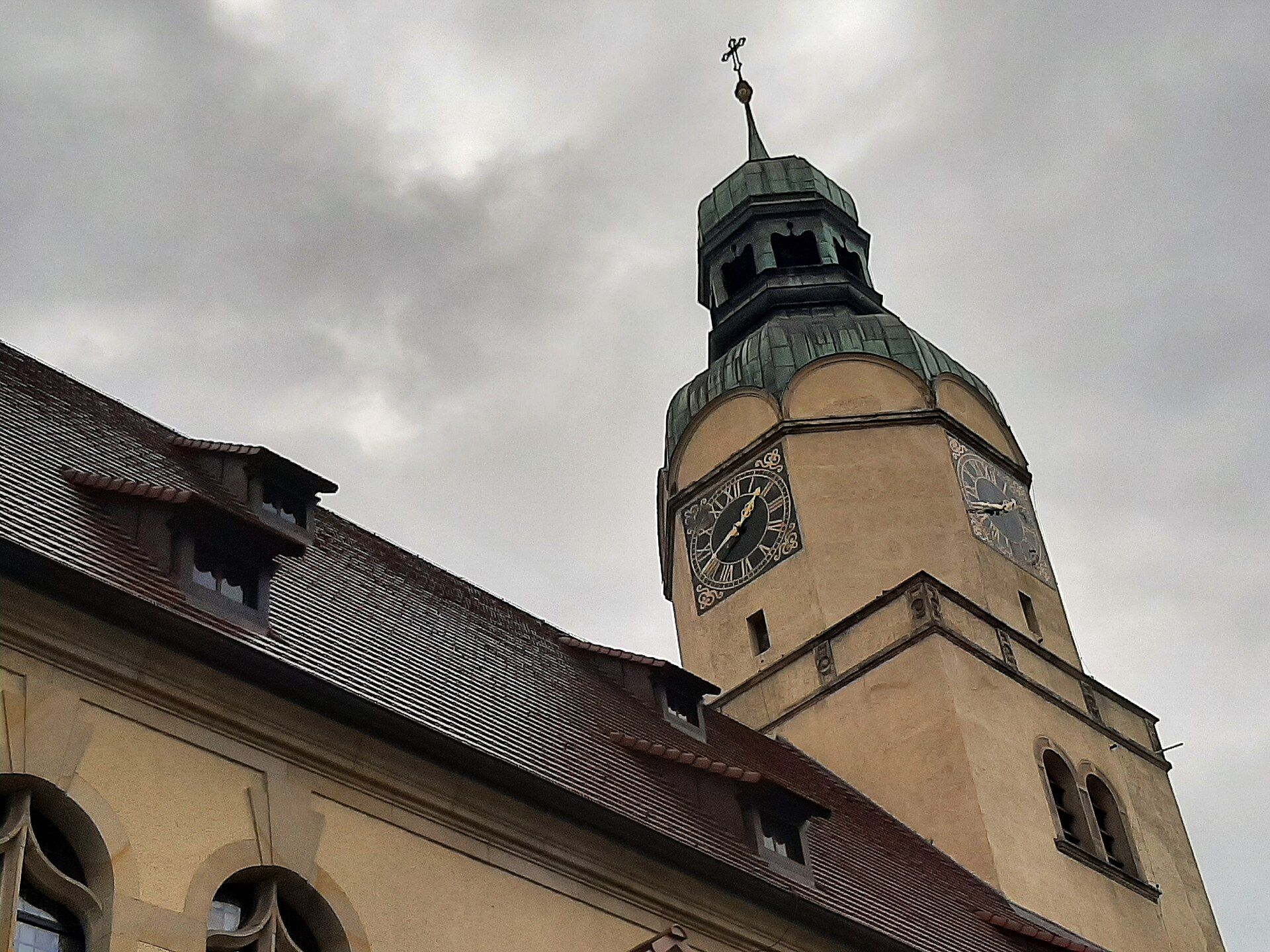 Kościół Maryi Królowej, atrakcja w pobliżu dworca Poznań Główny
