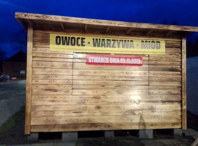 Owoce warzywa miód, магазин біля вокзалу Прущ Гданьський