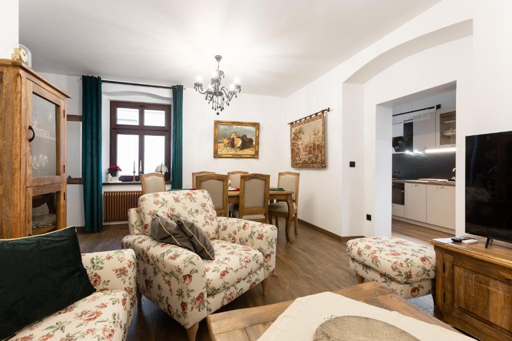 Apartament Rozalia, житло біля вокзалу Пщина