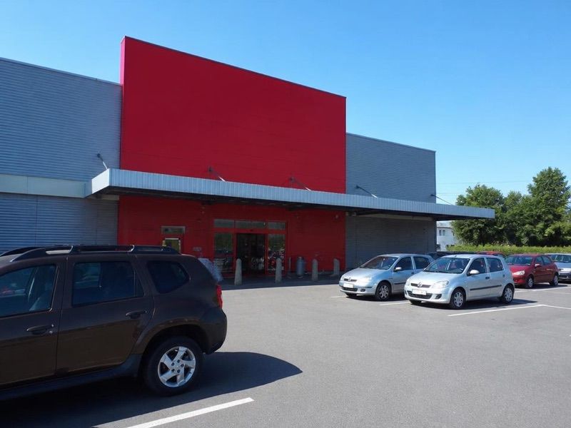 Kaufland, sklep przy dworcu Pszczyna