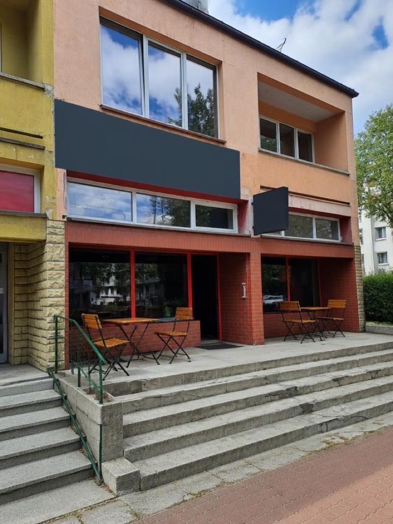 Hot Bistro Puławy, біля вокзалу Puławy Miasto