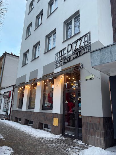 Pizzeria ChePizza!, біля вокзалу Rzeszów