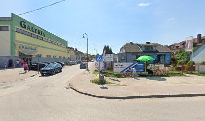 Kraina Lodów, біля вокзалу Sędziszów