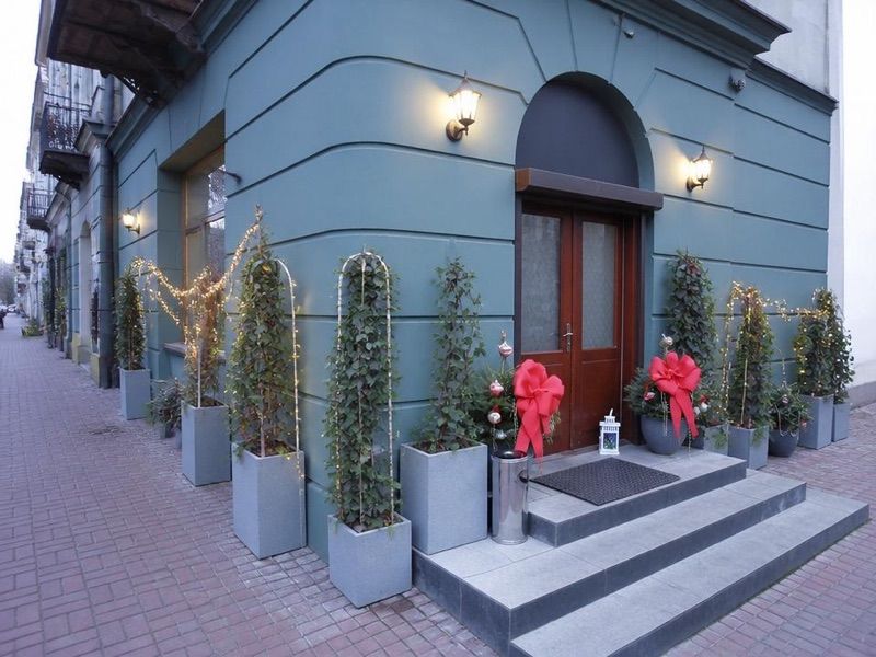 Restauracja Palce Lizać, біля вокзалу Siedlce