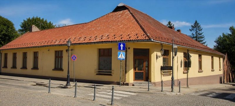Carrefour Express, sklep przy dworcu Stary Sącz