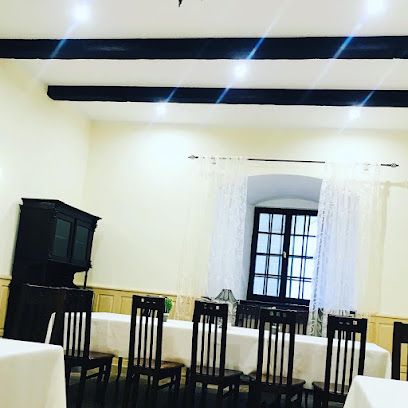 Kasper Suski | Restauracja i Hotel, біля вокзалу Sucha Beskidzka Zamek