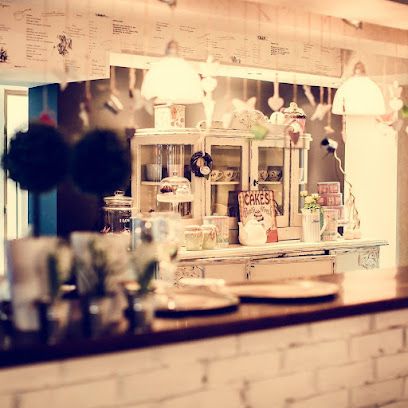 Restauracja Retro, біля вокзалу Świdwin