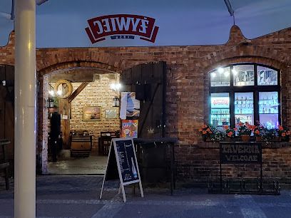 Tawerna, біля вокзалу Świnoujście
