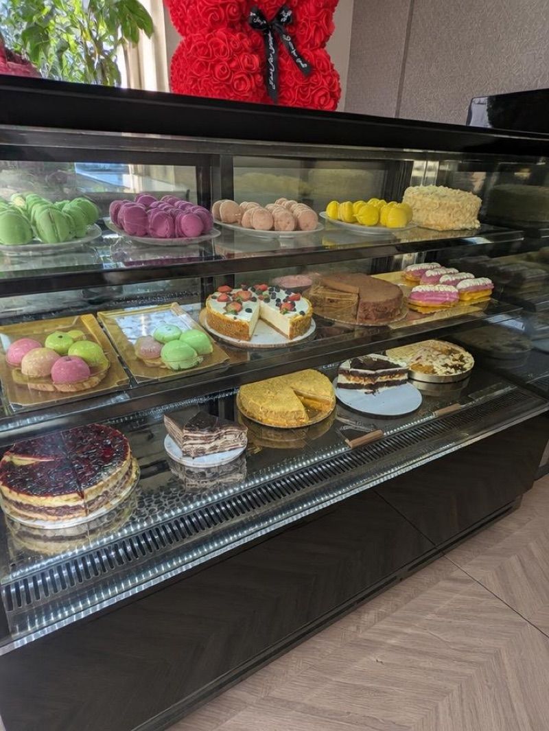 LA MACARONS, okolice dworca Świnoujście