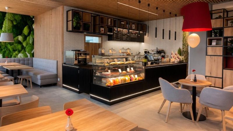 House of Coffee, біля вокзалу Tarnowskie Góry