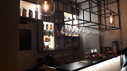 Duet. Bar piwny, біля вокзалу Tychy