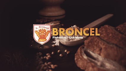 U Broncla, магазин біля вокзалу Тихи
