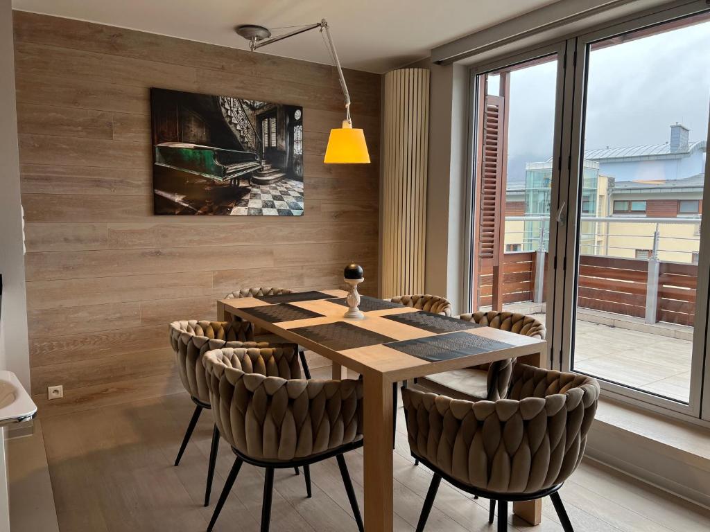 Apartament ZETA - CITY 2, житло біля вокзалу Устронь-Здруй