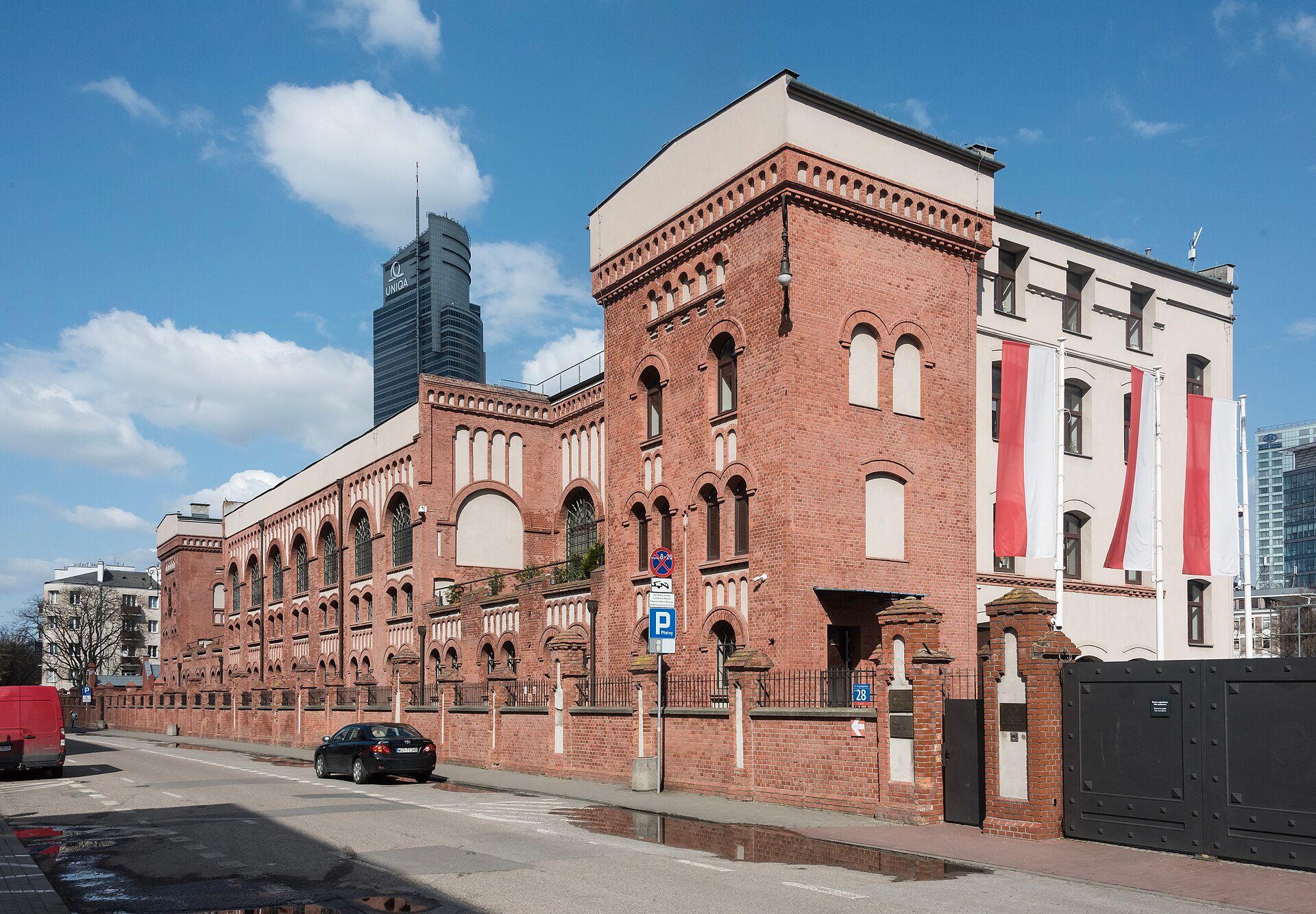 Muzeum Powstania Warszawskiego, atrakcja w pobliżu dworca Warszawa Zachodnia