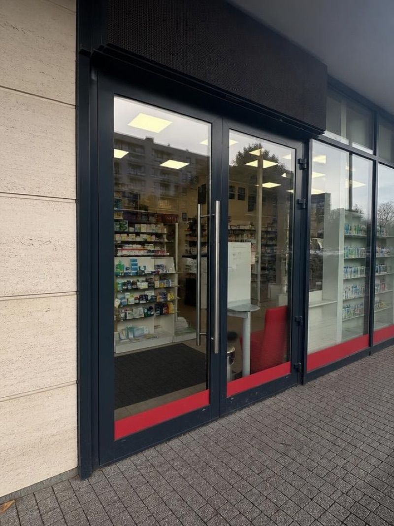 K&D Apteka, sklep przy dworcu Warszawa Zachodnia