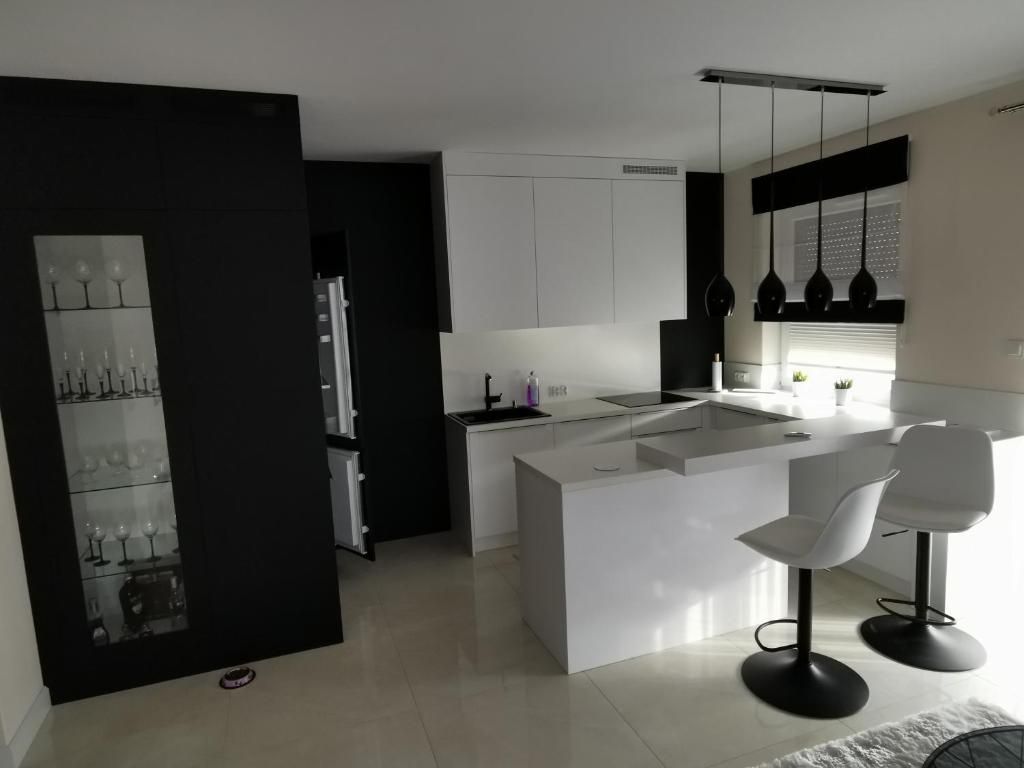 APARTMENT Wieluń 56 m, житло біля вокзалу Велунь