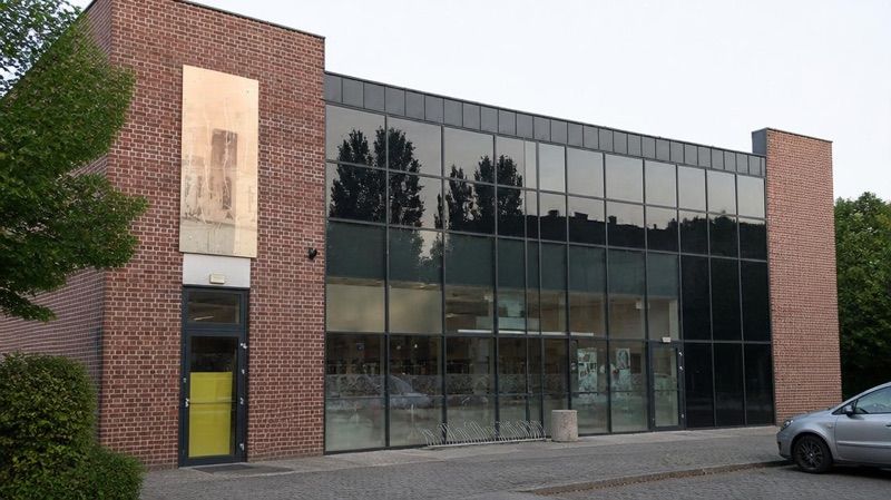 Delikatesy Centrum, sklep przy dworcu Witnica