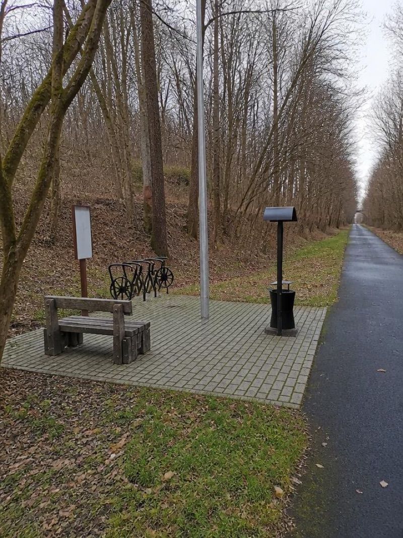 Ścieżka rowerowa Wołów-Lubiąż, atrakcja w pobliżu dworca Wołów