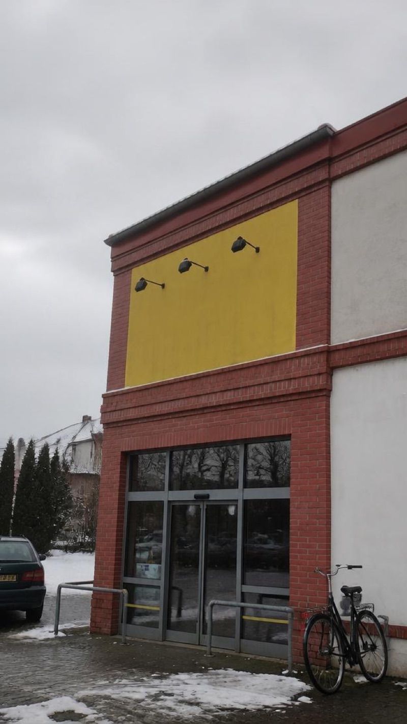 Netto, sklep przy dworcu Wołów