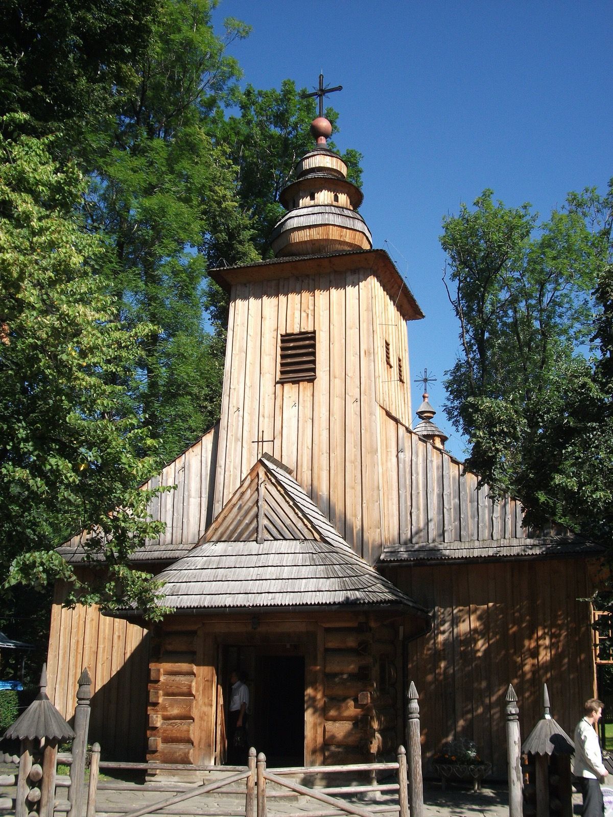 Kościół MB Częstochowskiej w Zakopanem, atrakcja w pobliżu dworca Zakopane