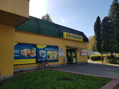 Lewiatan, магазин біля вокзалу Замосць Схід