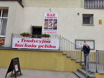 Express Bar, біля вокзалу Zgierz Dworzec Pkp
