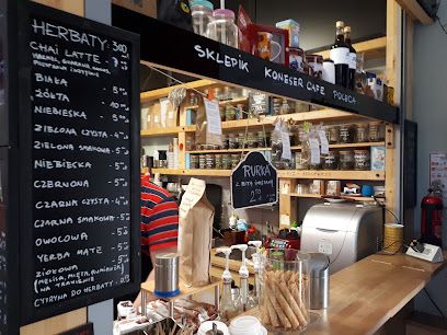 Five Beans Zielona Góra kawiarnia dworcowa Koneser Cafe, біля вокзалу Zielona Góra Główna