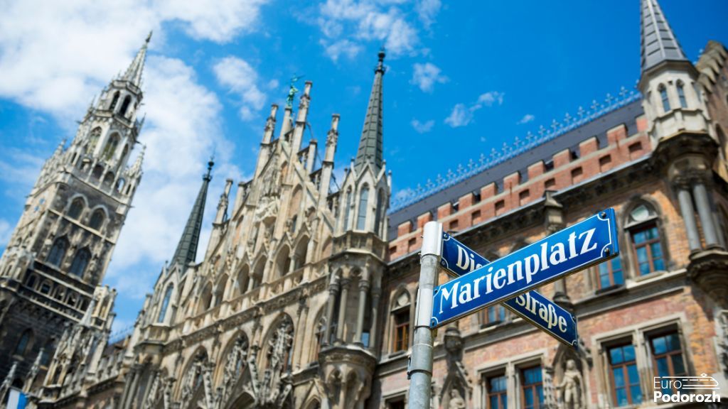 Марієнплатц в Мюнхені Марієнплатц в Мюнхені