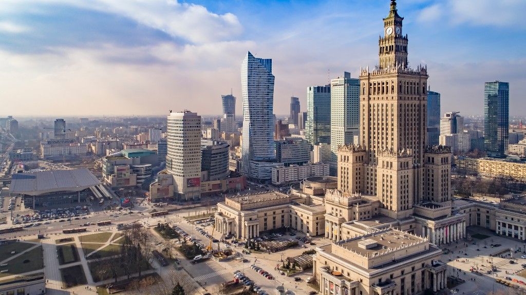 Палац культури і науки графічно: вид на Палац культури і науки