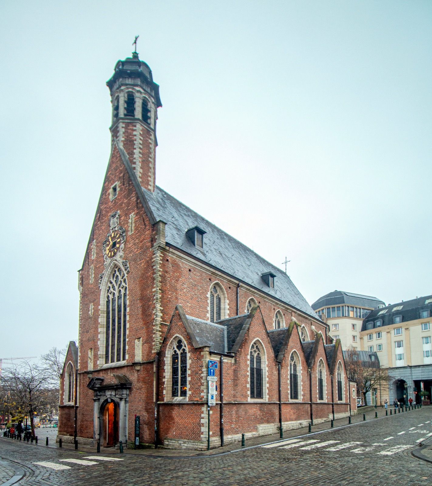 Mary Magdalene Chapel, atrakcja w pobliżu dworca Bruxelles-Central/Brussel-Centraal