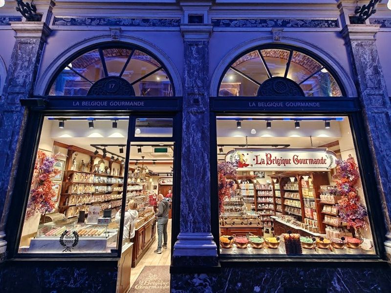 Królewskie Galerie Świętego Huberta, торговий центр біля вокзалу Bruxelles-Central/Brussel-Centraal