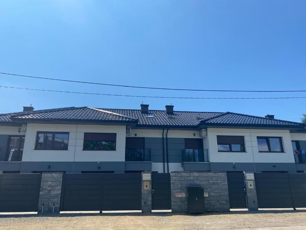 Arcadia Home, житло біля вокзалу Бендзин Місто