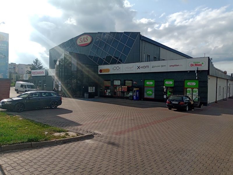 Centrum Handlowe SAS, торговий центр біля вокзалу Біла Підляська