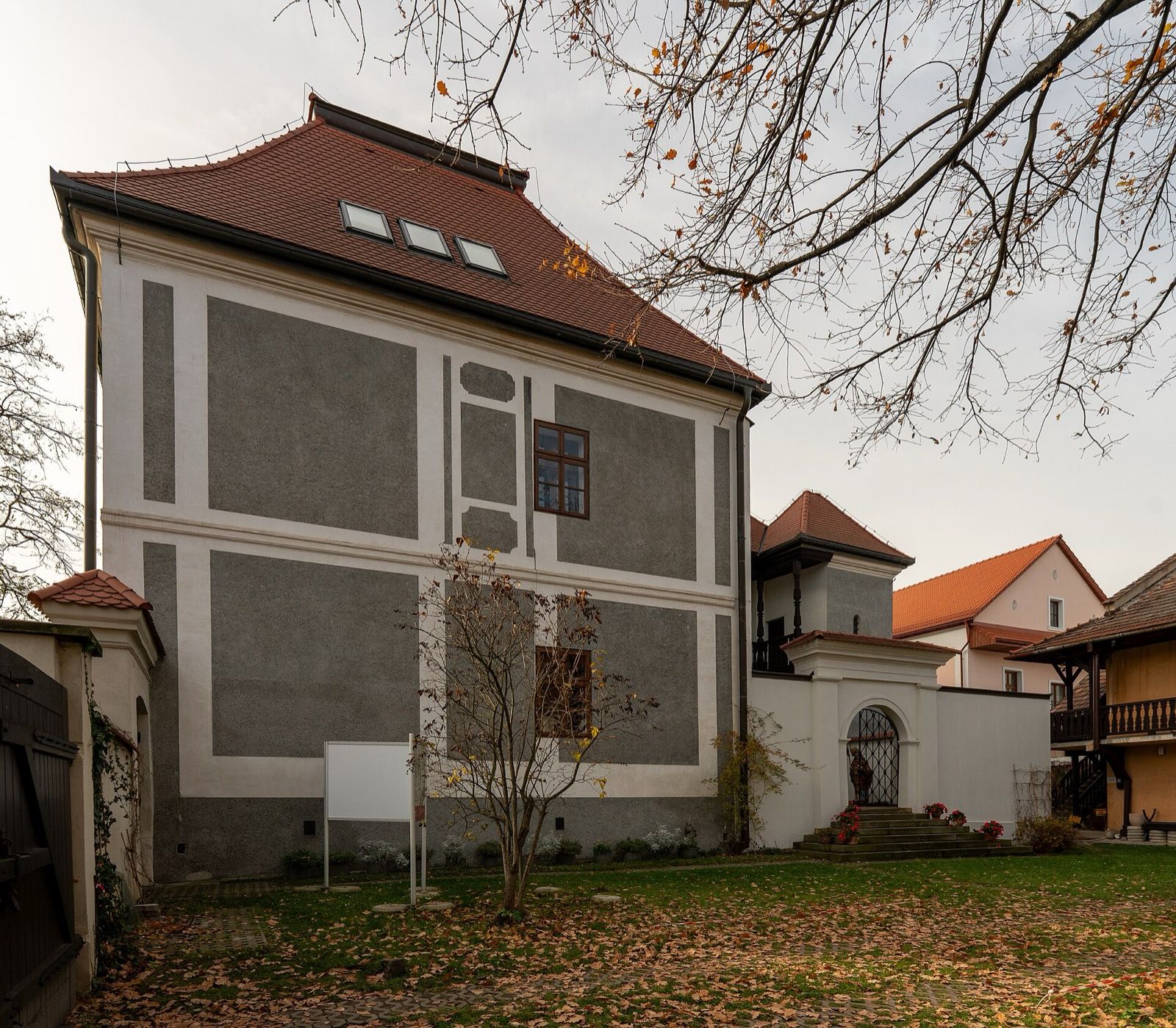 Muzeum im. prof. Stanisława Fischera, atrakcja w pobliżu dworca Bochnia