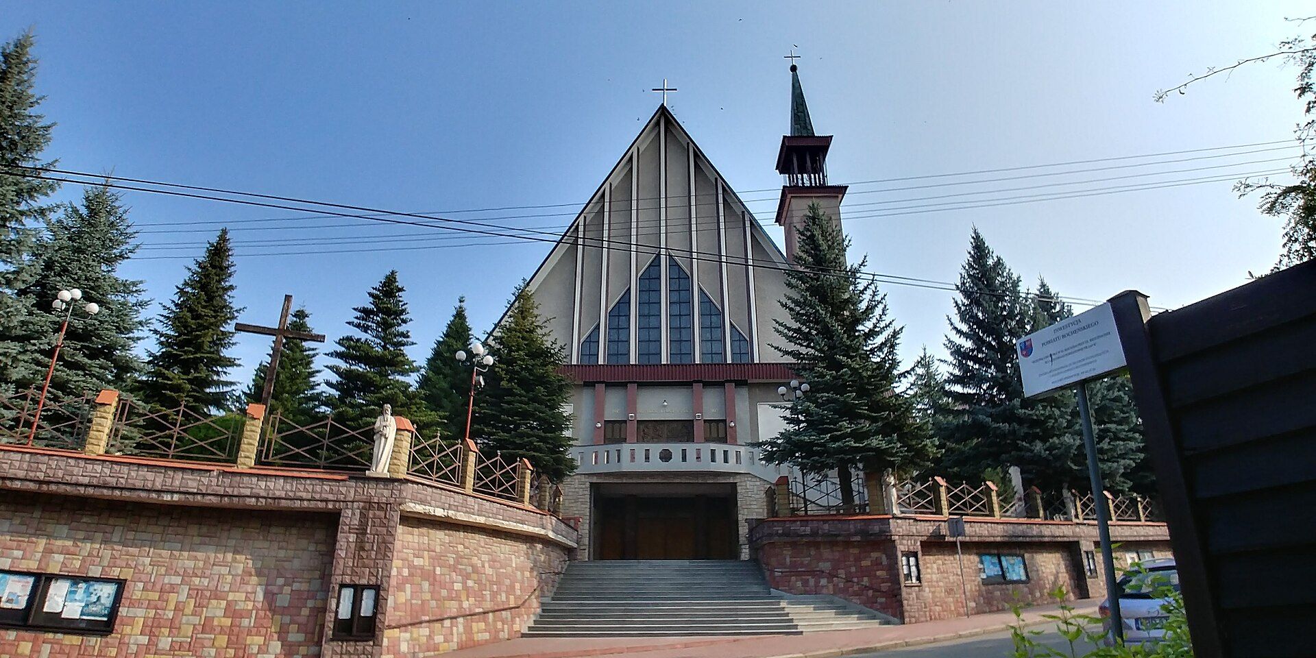 Kościół św. Jana Nepomucena w Bochni, atrakcja w pobliżu dworca Bochnia