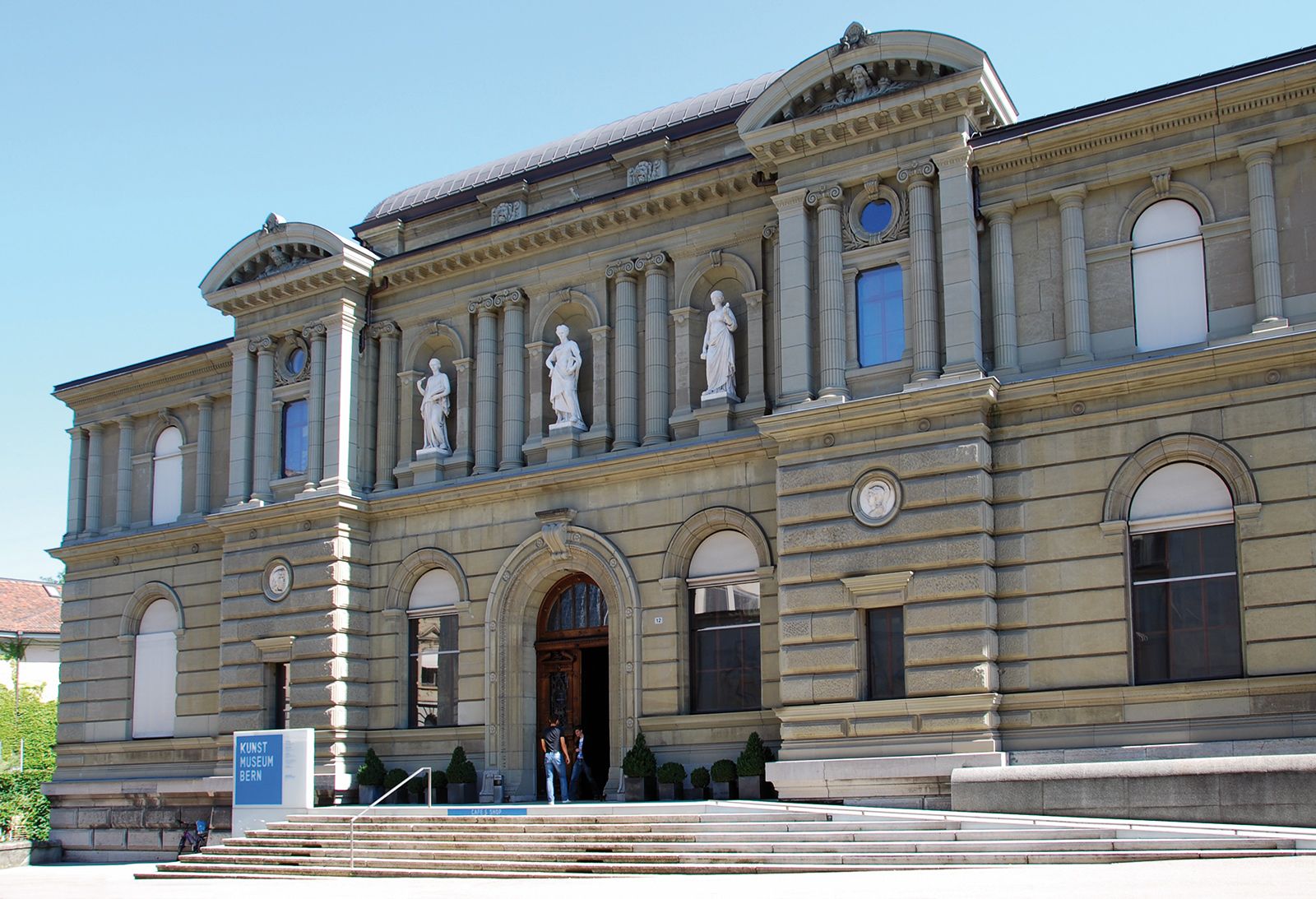 Kunstmuseum Bern, atrakcja w pobliżu dworca Bern