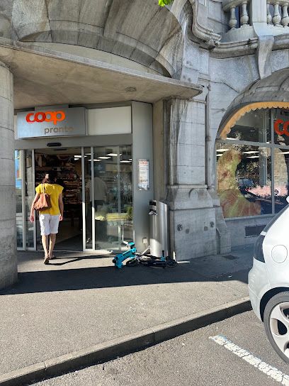 Coop Pronto Montreux Gare, магазин біля вокзалу Montreux