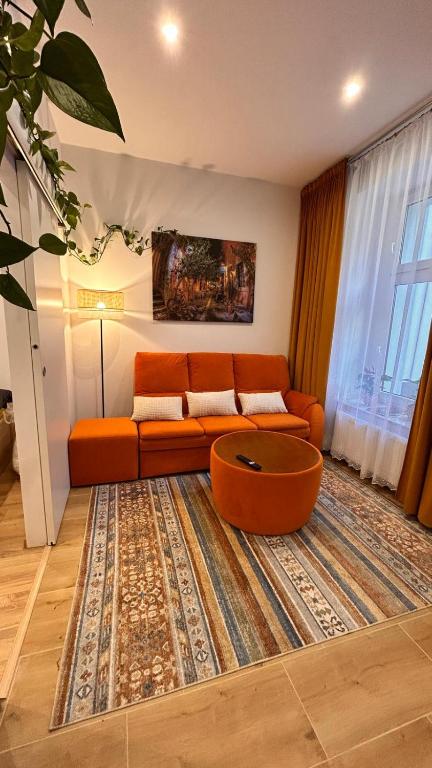 Miodowy apartament, житло біля вокзалу Хожув Місто