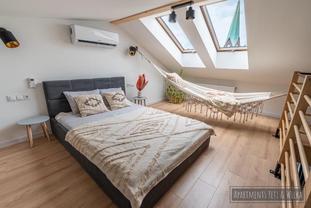 Apartamenty Yeti & Wilka w Centrum Chorzowa: Wilk, житло біля вокзалу Хожув Місто