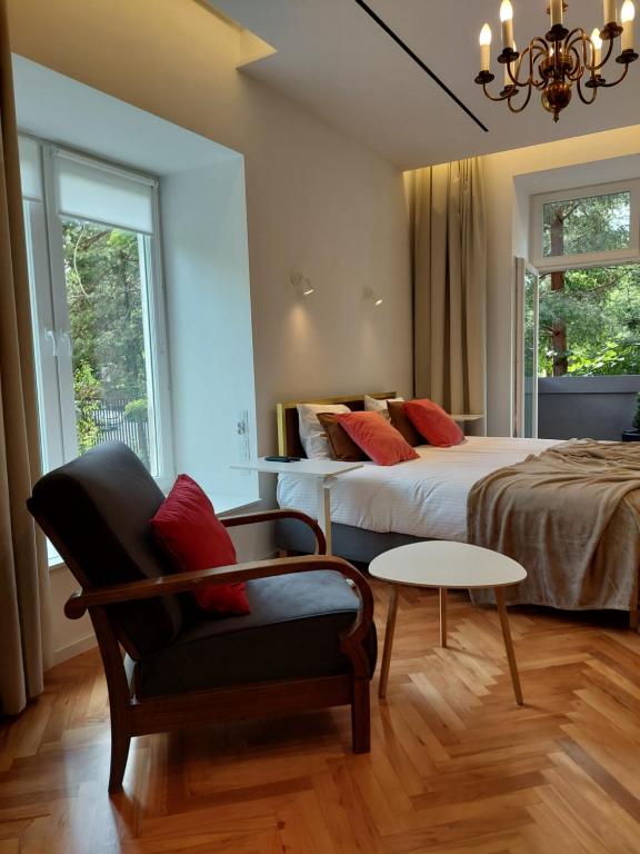 Apartament Eklektyczny, житло біля вокзалу Хшанув Шрюдмешче