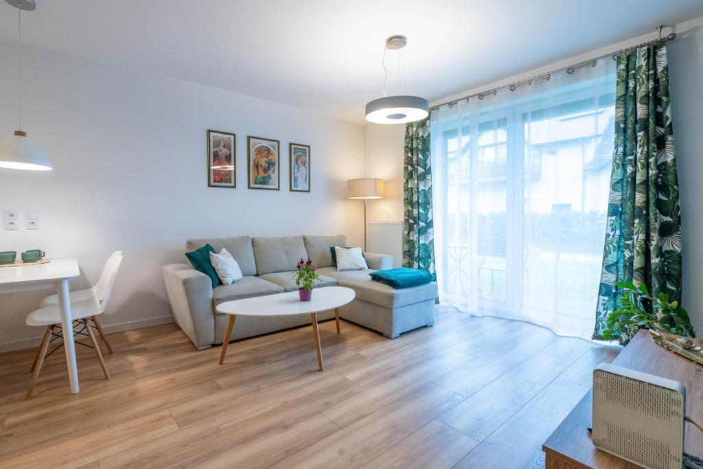 Green Apartment Chrzanów, житло біля вокзалу Хшанув Шрюдмешче