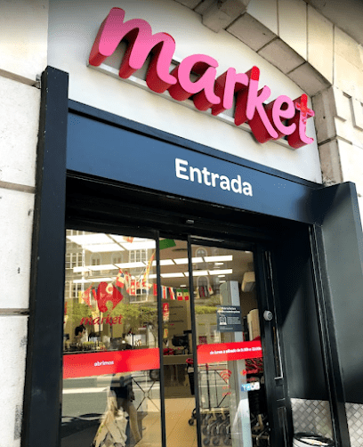 Carrefour Market, магазин біля вокзалу Estacion de Santander