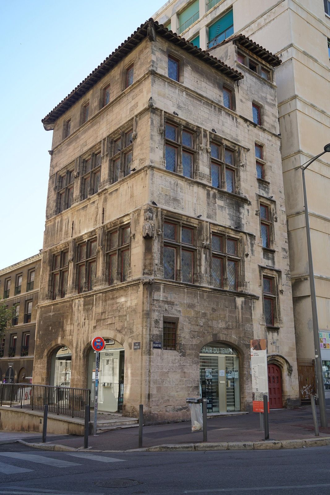 Hôtel de Cabre, atrakcja w pobliżu dworca Marseille-St-Charles