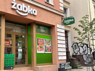 Żabka, магазин біля вокзалу Гожув Велькопольський