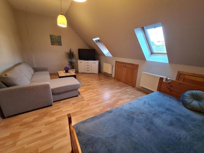 Apartament Nad Chabrami, житло біля вокзалу Грифіце