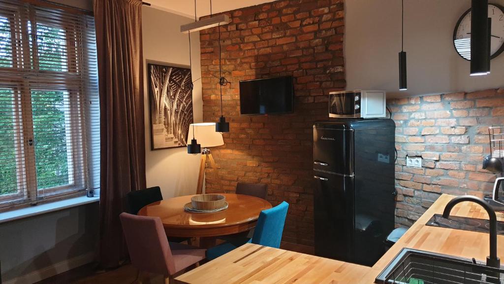 Apartament Wysoka Brama 1/4, житло біля вокзалу Грифіце