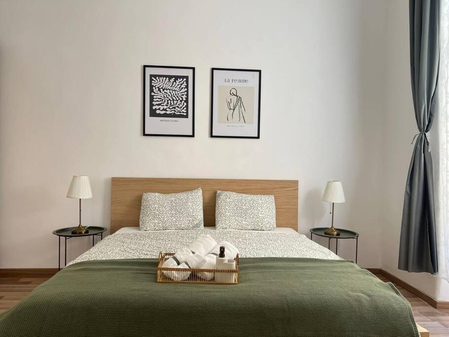 A gem in the heart of Budapest, житло біля вокзалу Budapest-Nyugati