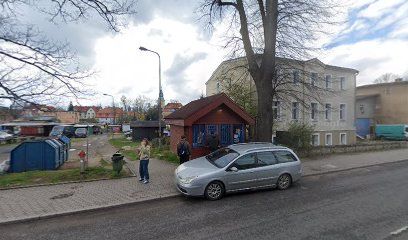 Art. Spożywcze Hurt Detal, магазин біля вокзалу Єленя Гура Чепліце