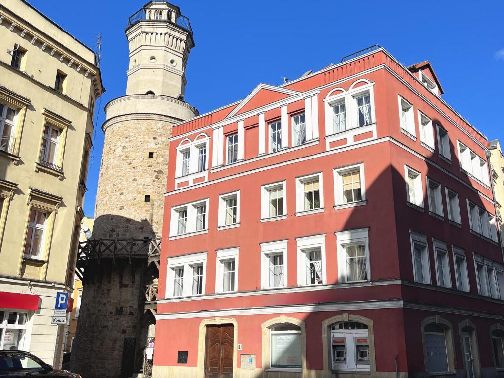 Apartamenty Zamkowa, житло біля вокзалу Єленя Гура