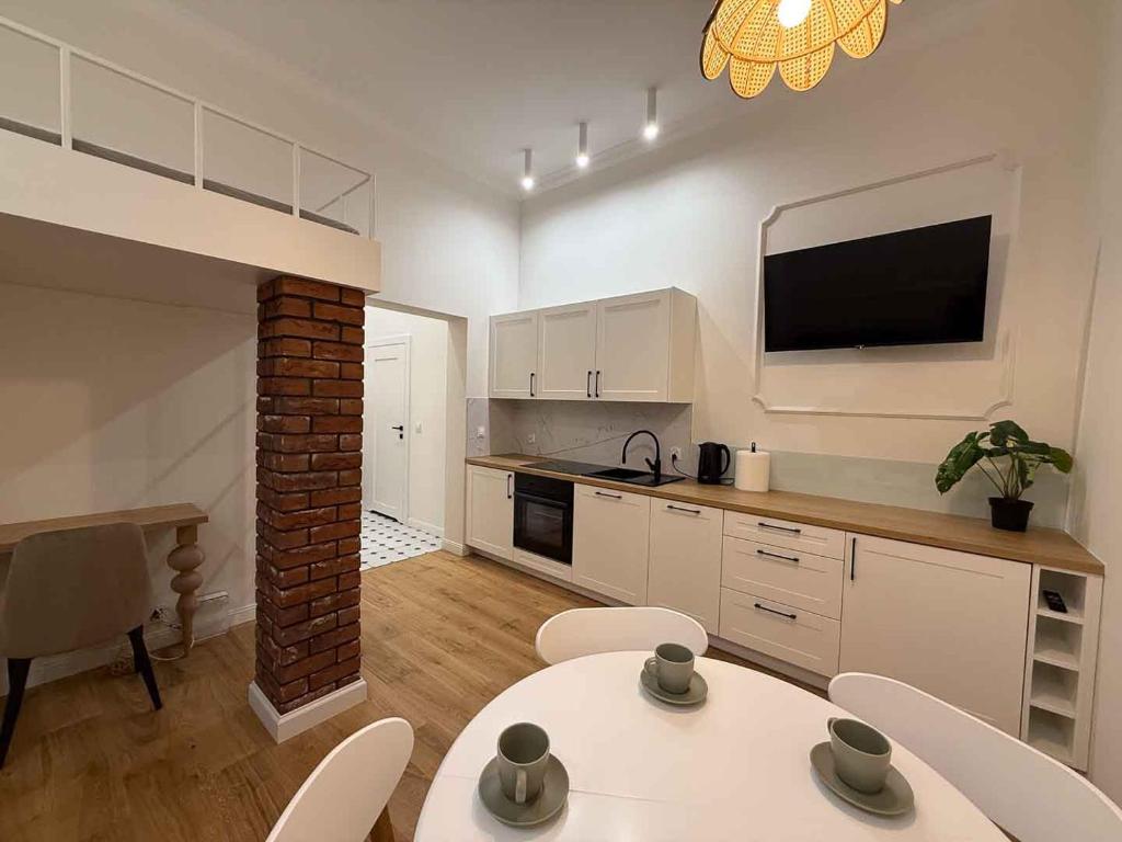 Apartament Antresola, житло біля вокзалу Каліш
